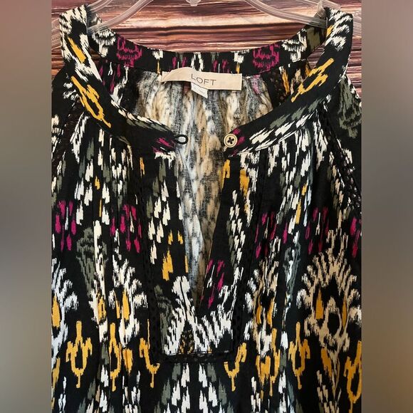 Loft Multicolored Sleeveless Shirt. Size Large. - Picture 5 of 9